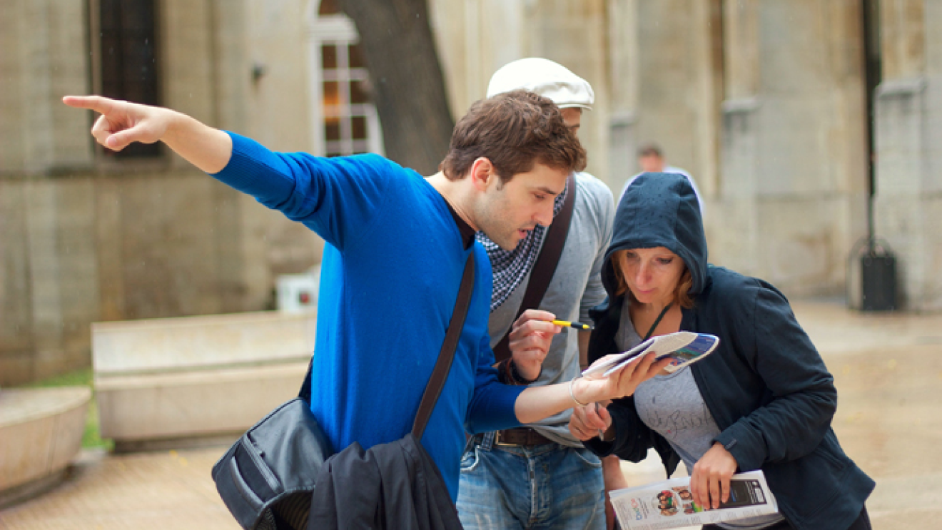 Course d'orientation ludique en forĂȘt